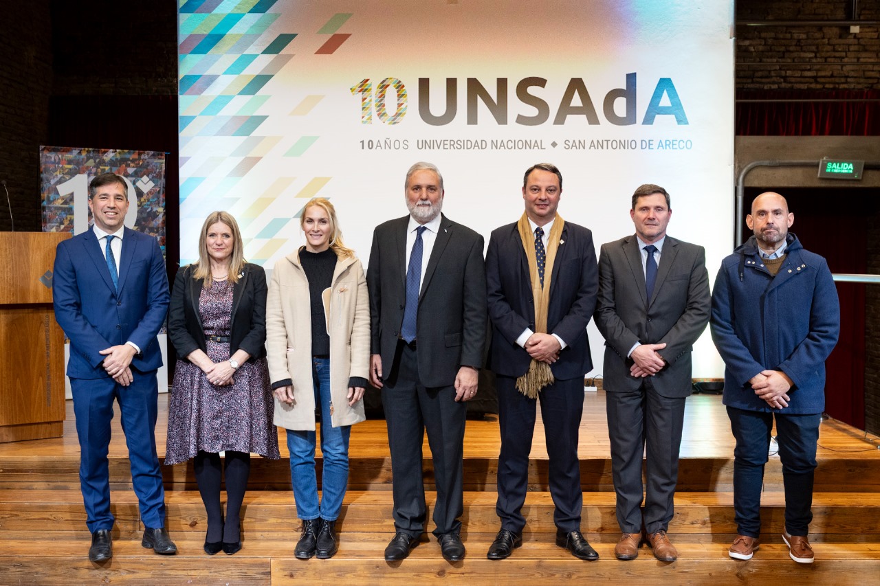 Asuncion Rector Unsada 8